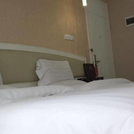 Xinghe Boutique Hotel Guangzhou Bus Station Branch المظهر الخارجي الصورة